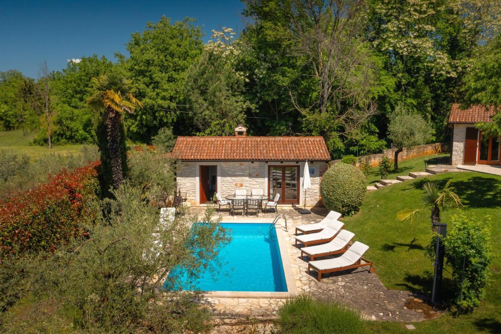 Rustic Villa Cehici With Pool In Sveti Lovrec Jehnici Buitenkant foto
